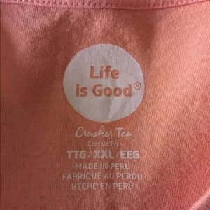 Life Is Good Tops - Life is Good Crusher Cat tee Life Is Good Tops - Life is Good Crusher Cat tee